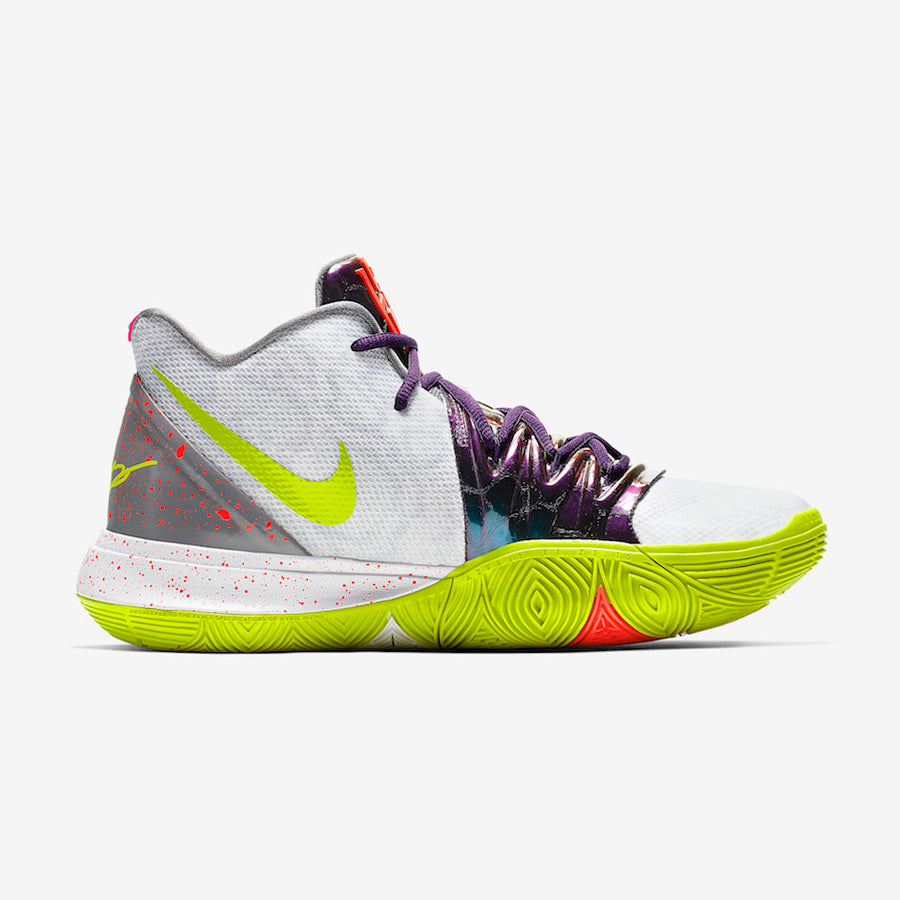 SEPATU NIKE KYRIE 5 HIGH UFO RICK N MORTY SIZE